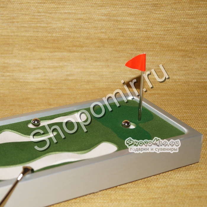 Набор для настольного гольфа с лужайками 	