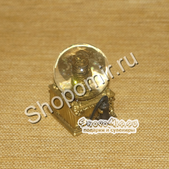 Стеклянный шар Ретро